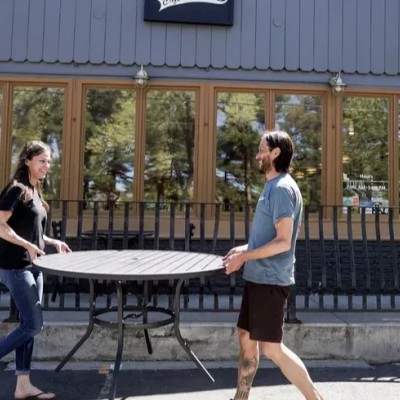 Волнение, неопределенность и гора логистики: владельцы ресторанов готовятся к обеду в пятницу Волнение, неопределенность и гора логистики: владельцы ресторанов готовятся к обеду в пятницу