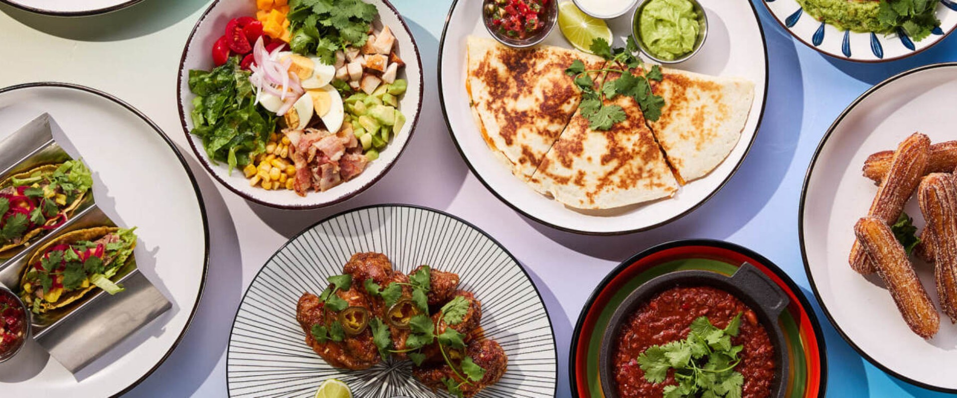 «Мы не считаем, что гость всегда прав. Всегда прав тот, кто прав» — Глеб Марач, TRUE COST «Мы не считаем, что гость всегда прав. Всегда прав тот, кто прав» — Глеб Марач, TRUE COST