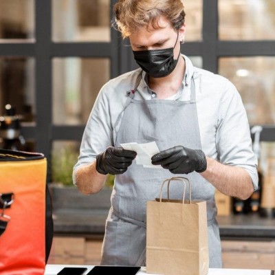 Как не закрыться навсегда: инструкция по выживанию накануне нового локдауна