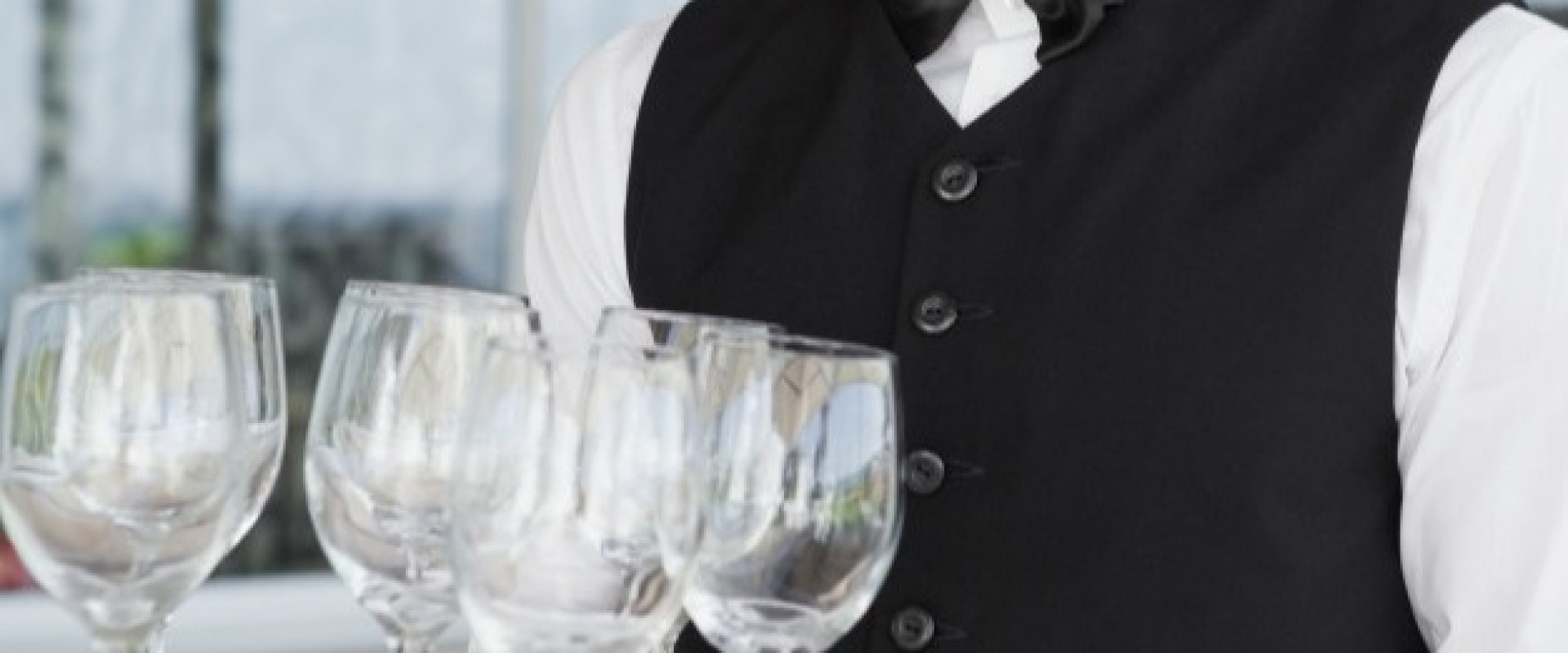 Как официанты обманывают клиентов и руководство?
