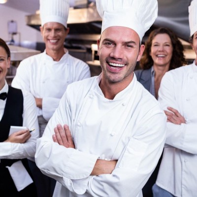 Классификации мотиваторов персонала Классификации мотиваторов персонала