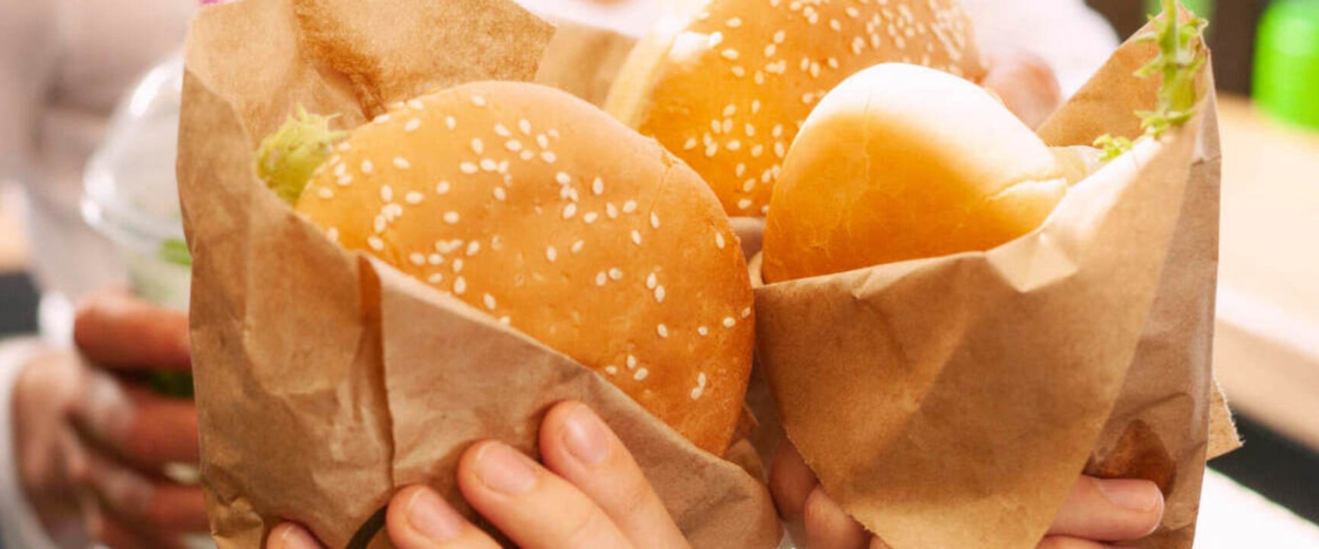 Роскомнадзор заявил о продолжении последовательных ограничений Телеграм. McDonald's зарегистрировал в РФ товарный знак. Новости за 10 февраля