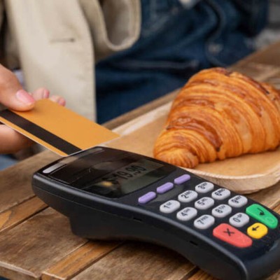 Госдума приняла в первом чтении законопроект, повышающий штрафы за неиспользование онлайн-касс. Новости за 11 февраля