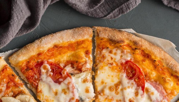 Шеф-повар Кирилл Хмельницкий: «Я верю в бумеранг и в то, что ложь все равно раскроется» Шеф-повар Кирилл Хмельницкий: «Я верю в бумеранг и в то, что ложь все равно раскроется»