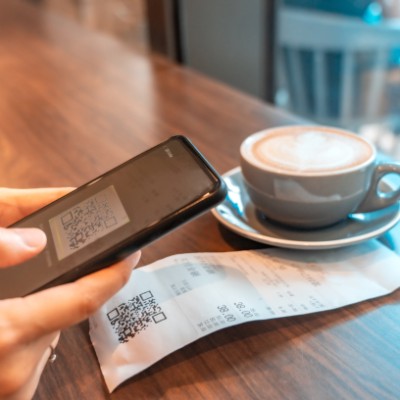 «Предъявите код!» «Предъявите код!»